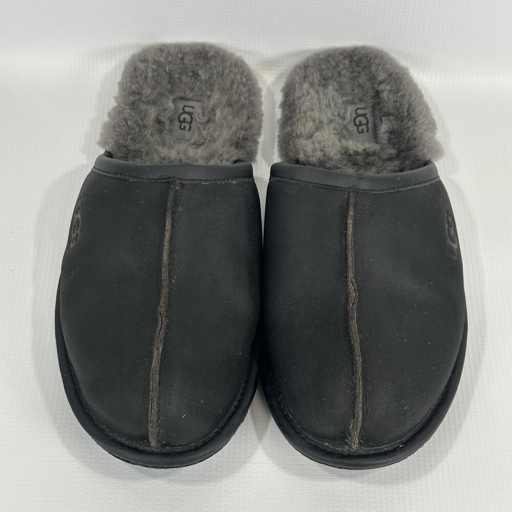 UGG Slippers Mens Size 11 Black Leather Mule Shearling Lined Slip On House